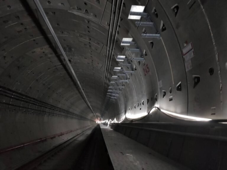 Jinan Metro Line R2 Project